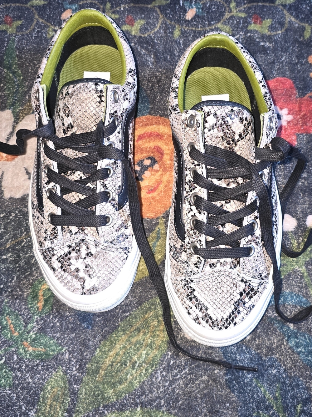 Women's Snake-Print Casual Sneakers in Black and White